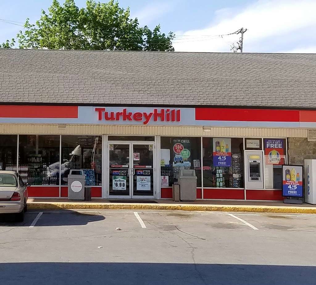 Turkey Hill Minit Market | 2453 Old Philadelphia Pike, Lancaster, PA 17602, USA | Phone: (717) 392-7533