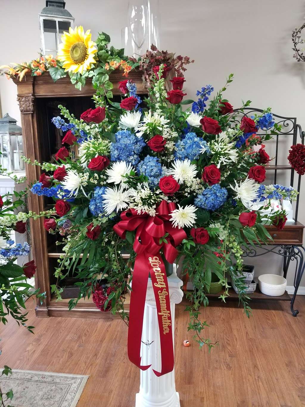 Donnas Custom Flowers | 787 S Midlothian Rd, Mundelein, IL 60060 | Phone: (847) 949-9555