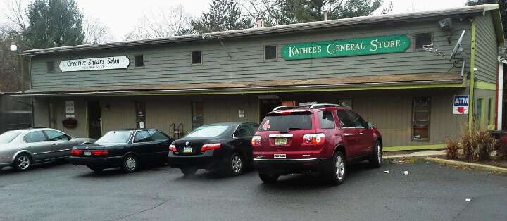 Kathee’s General store | 4 Kingwood Ave, Frenchtown, NJ 08825, USA | Phone: (908) 996-6886