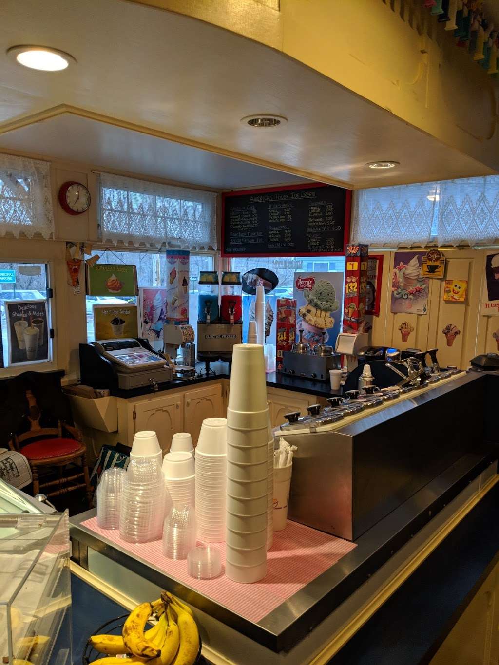 American House Ice Cream | 1 Winkler Pl, Chester, NY 10918, USA | Phone: (845) 469-3174