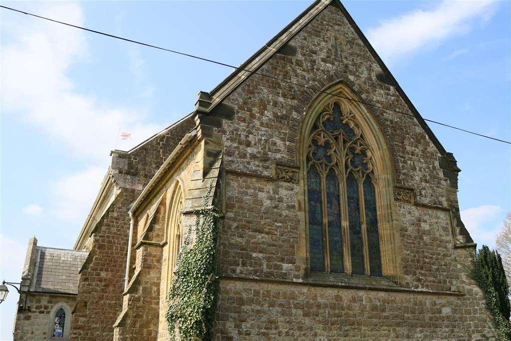 St Georges Church Weald | Church Road, Sevenoaks Weald, Kent TN14 6LT, UK | Phone: 01732 463291