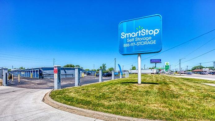 SmartStop Self Storage | 27203 Groesbeck Hwy, Warren, MI 48089, USA | Phone: (586) 924-4062