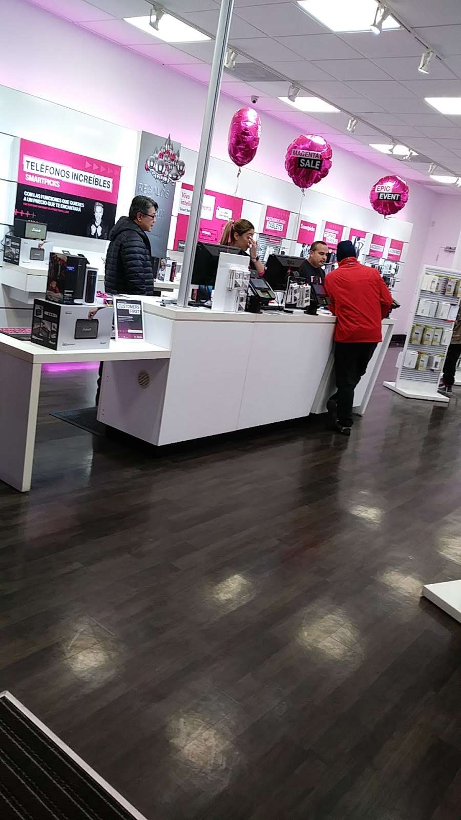 T-Mobile | 2745-B, Gessner Rd, Houston, TX 77080, USA | Phone: (713) 939-1718