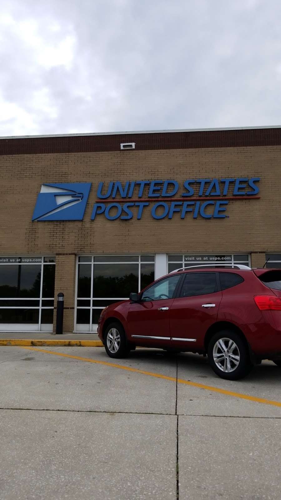 United States Postal Service | 2048 Howland Blvd, Deltona, FL 32738 | Phone: (800) 275-8777