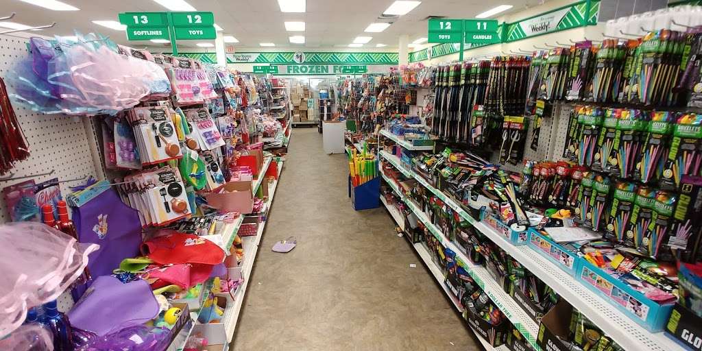 Dollar Tree | 230 E Main St Unit 221, Newark, DE 19711, USA | Phone: (302) 444-9990