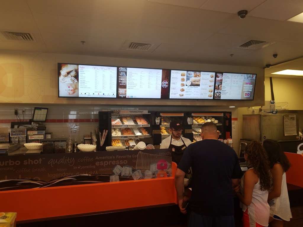 Dunkin | 5 Ayers Village Rd, Methuen, MA 01844, USA | Phone: (978) 685-3748