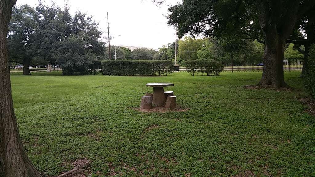 Carolyn H. Wolff Park | 4410 Clay Rd, Houston, TX 77041, USA