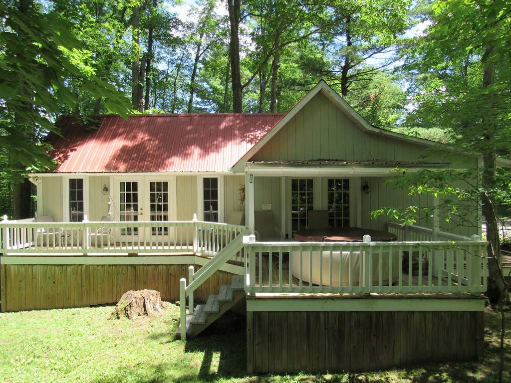 Green Valley Lake Cottages | Excelsior Road at Mtn Road, Trail 308, Warfordsburg, PA 17267, USA | Phone: (304) 258-4741