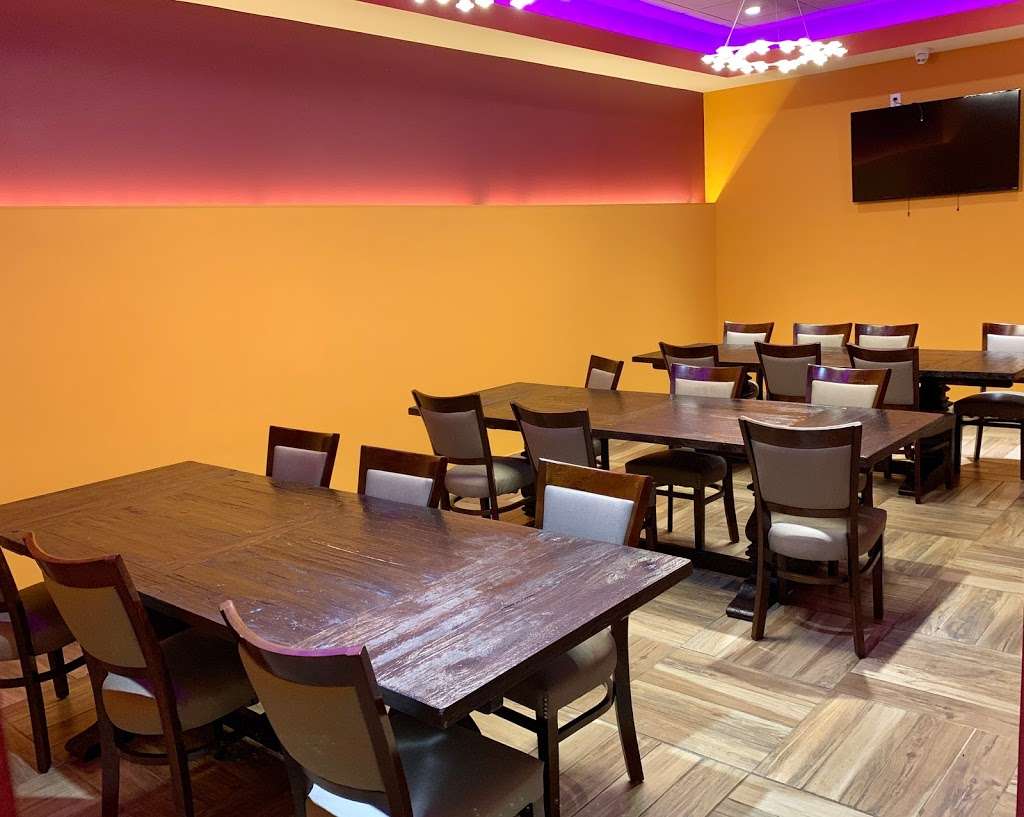 Royal Indian Cuisine and Bar | 8216 World Center Dr, Orlando, FL 32821 | Phone: (407) 778-3064