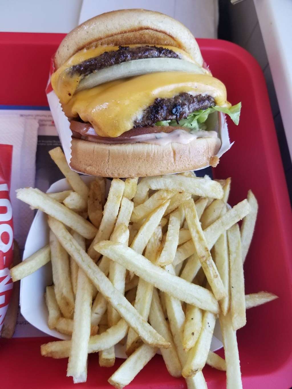 In-N-Out Burger | 2950 E Capitol Expy, San Jose, CA 95148, USA | Phone: (800) 786-1000