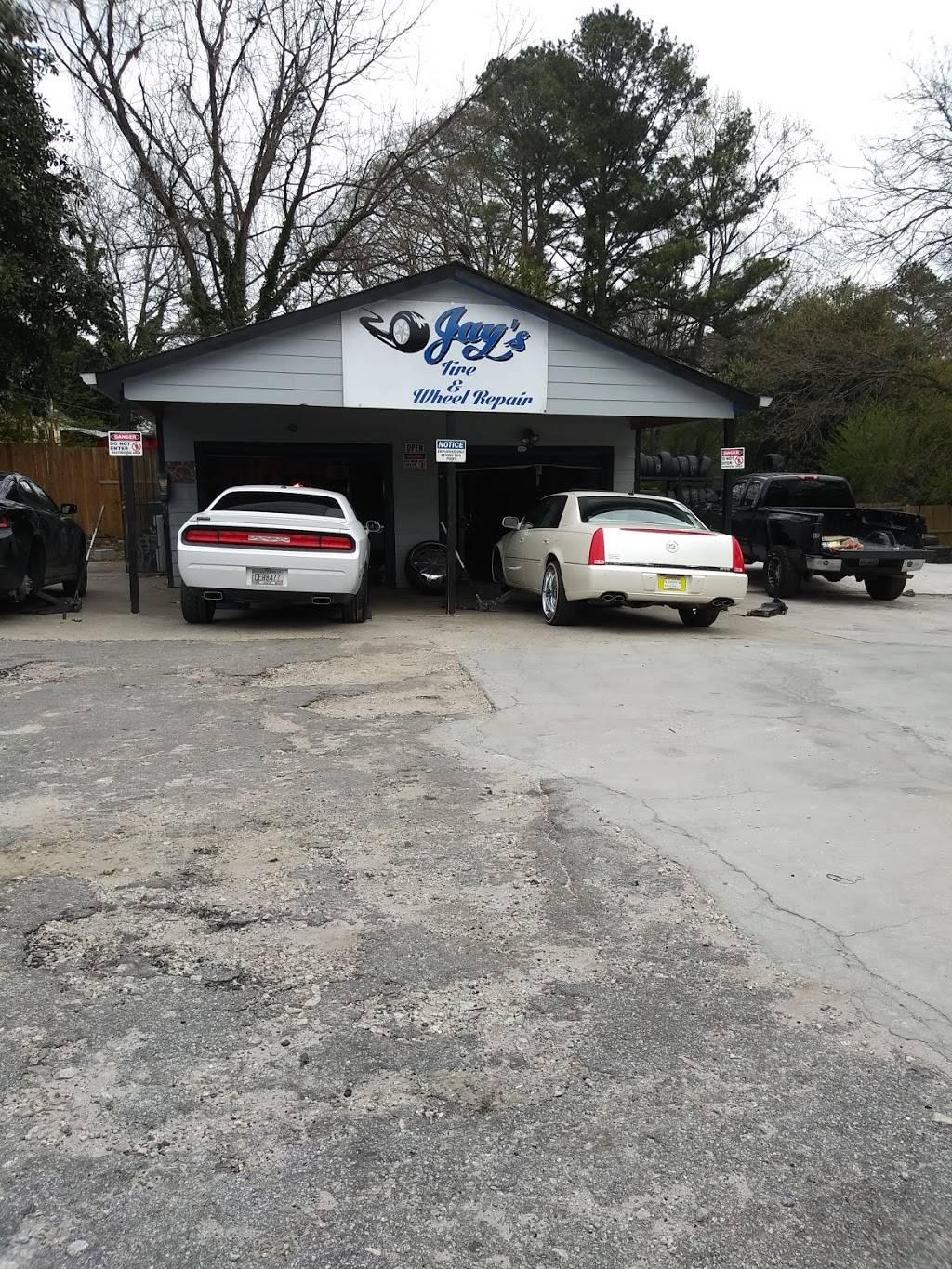 Jays Tire Shop | 3311 Glenwood Rd, Decatur, GA 30032, USA | Phone: (404) 284-7202