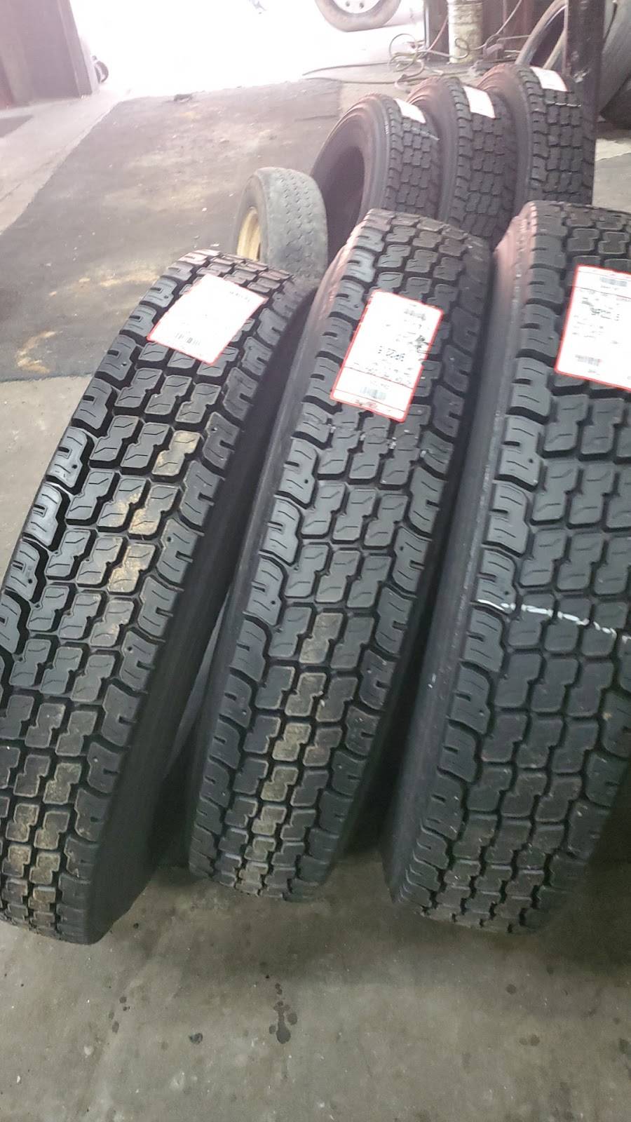 Action Tire Company | 2405 Weaver Way, Doraville, GA 30340, USA | Phone: (770) 263-9695