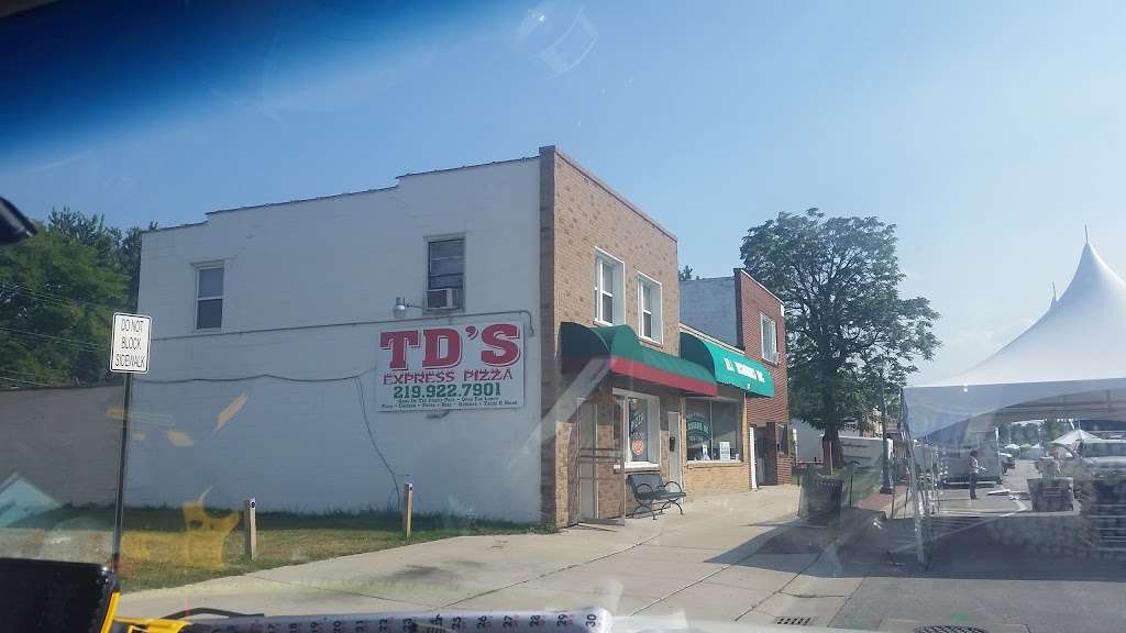 T Ds Express Pizza | 239 N Broad St, Griffith, IN 46319, USA | Phone: (219) 922-7901