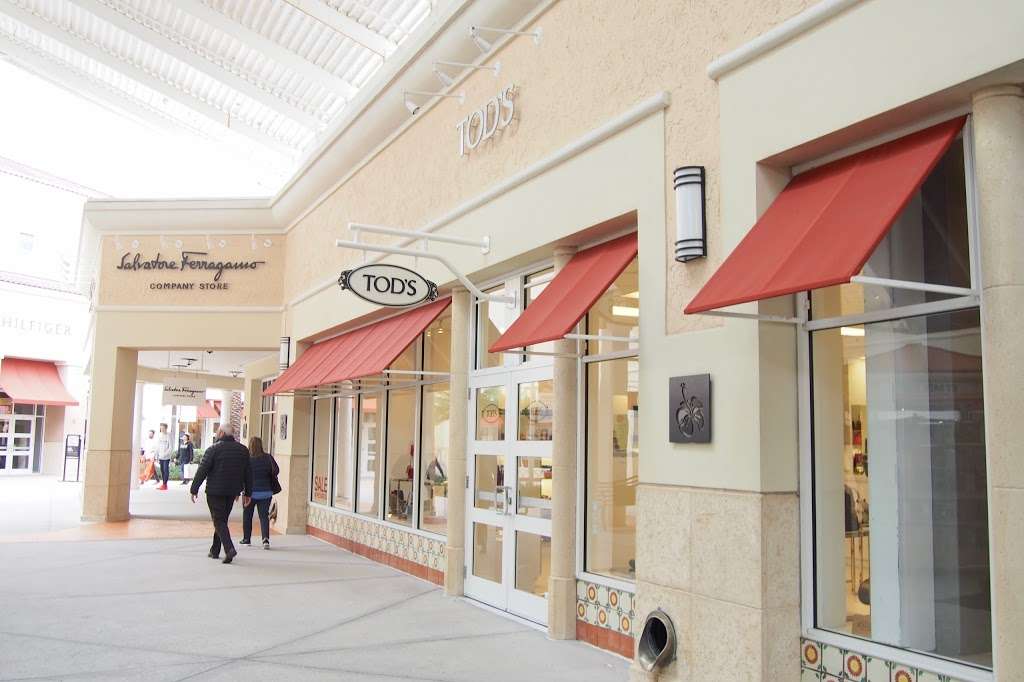 Tods | 8200 Vineland Ave, Orlando, FL 32821, USA | Phone: (407) 465-1820