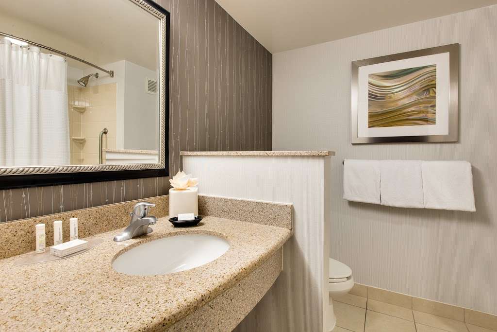 Courtyard by Marriott Philadelphia Great Valley/Malvern | 280 Old Morehall Rd, Malvern, PA 19355, USA | Phone: (610) 993-2600