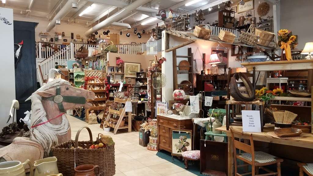 Traditions Antique Mall | 3107 FL-44, Wildwood, FL 34785, USA | Phone: (352) 748-6255