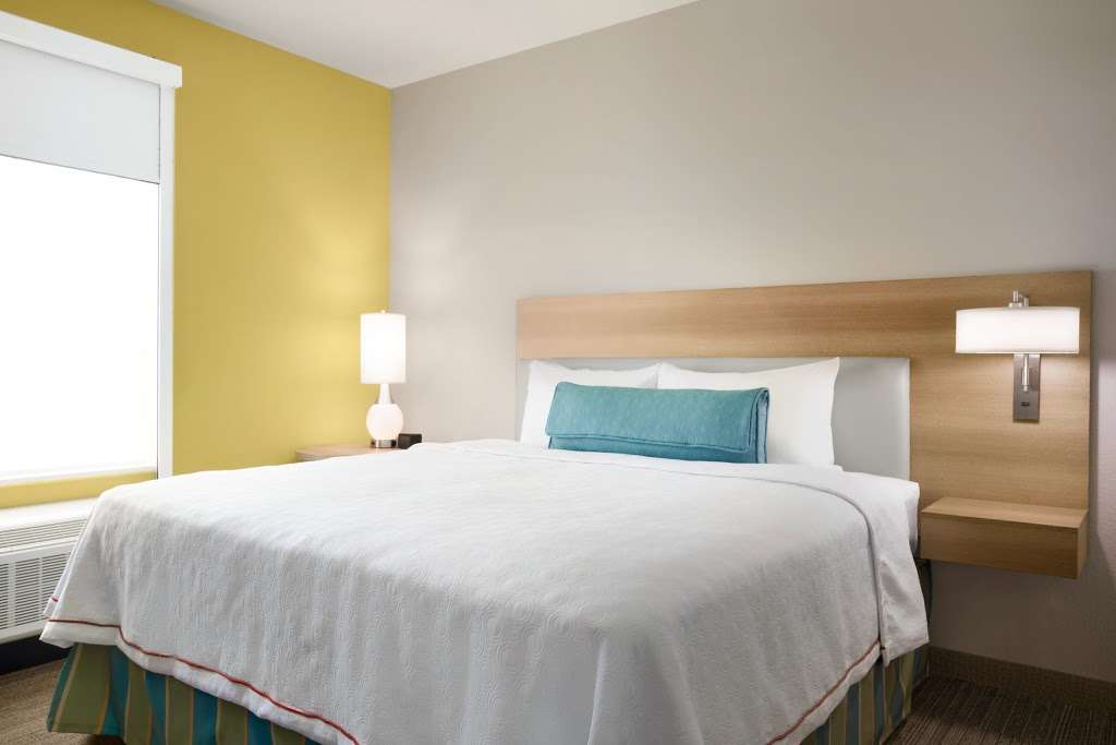 Home2 Suites by Hilton Houston/Webster | 600 W Texas Ave, Webster, TX 77598, USA | Phone: (281) 672-7200