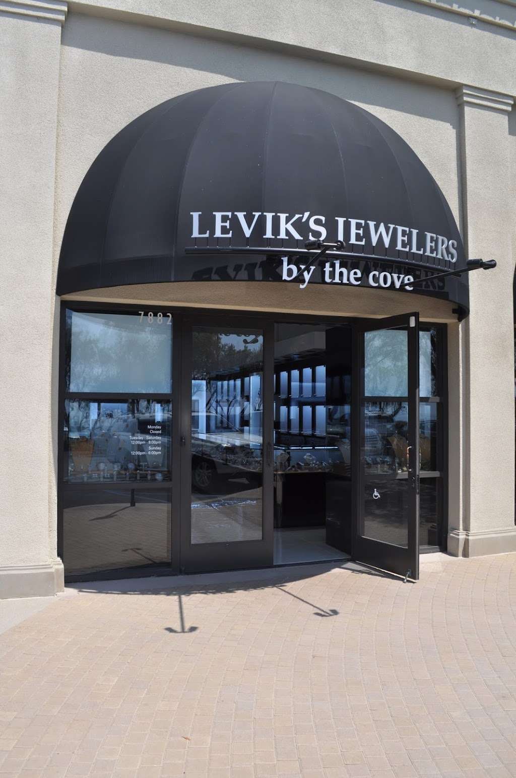Leviks Jewelers by the Cove | 7882 East Coast Hwy, Newport Coast, CA 92657, USA | Phone: (949) 715-3899