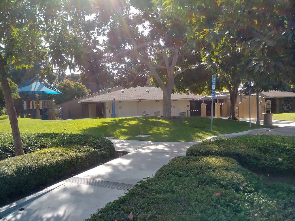 Grant Howald Park & Community Youth Center | 3000 5th Ave, Corona Del Mar, CA 92625, USA | Phone: (949) 644-3151