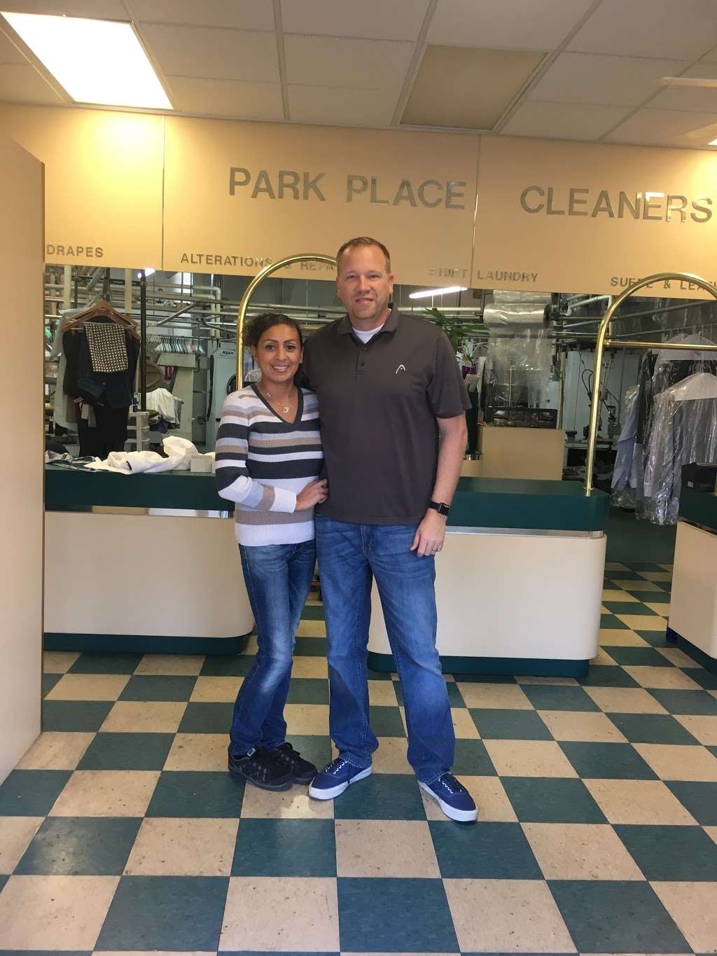 Park Place Cleaners | 501 S Reino Rd suite c, Newbury Park, CA 91320, USA | Phone: (805) 480-0521