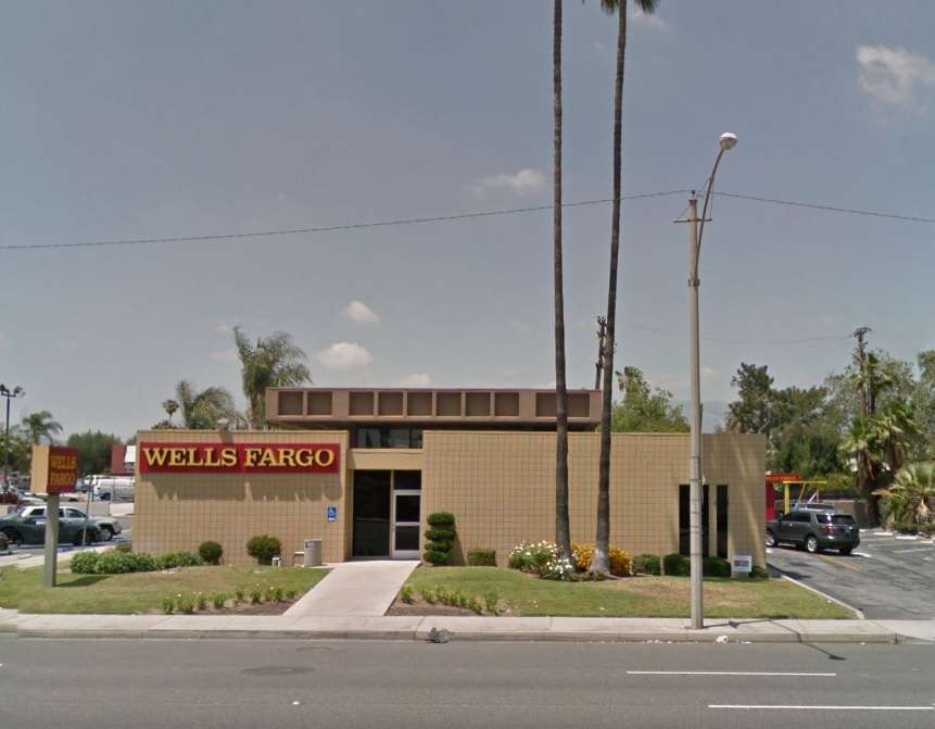 Wells Fargo Bank | 190 W Foothill Blvd, Rialto, CA 92376, USA | Phone: (909) 875-5701