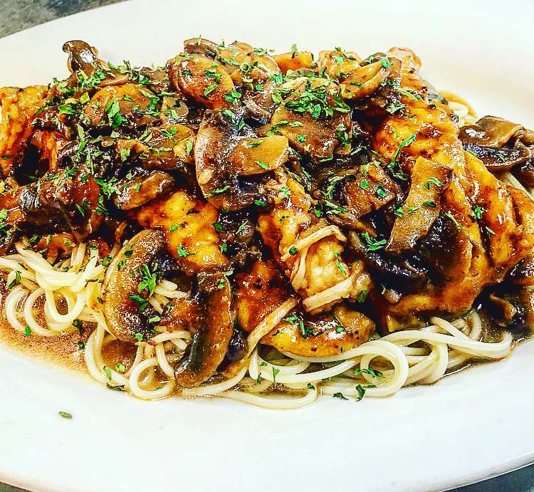 Sammys Italian | 9668 N, US-301, Wildwood, FL 34785, USA | Phone: (352) 748-1293