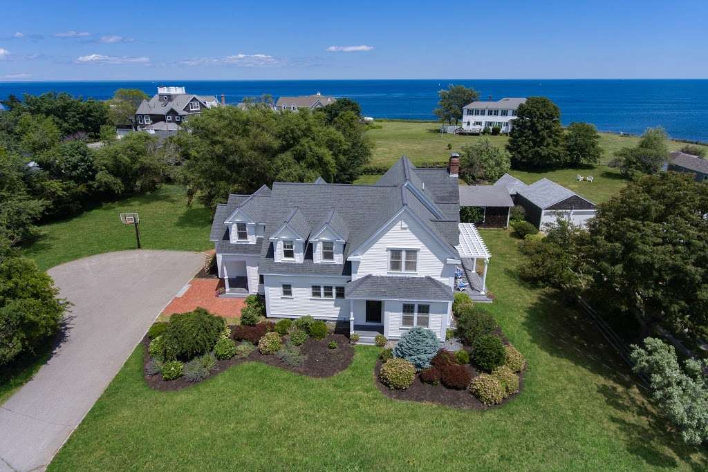 Real Living Coastal Real Estate | 37 Front St, Scituate, MA 02066, USA | Phone: (781) 545-1911