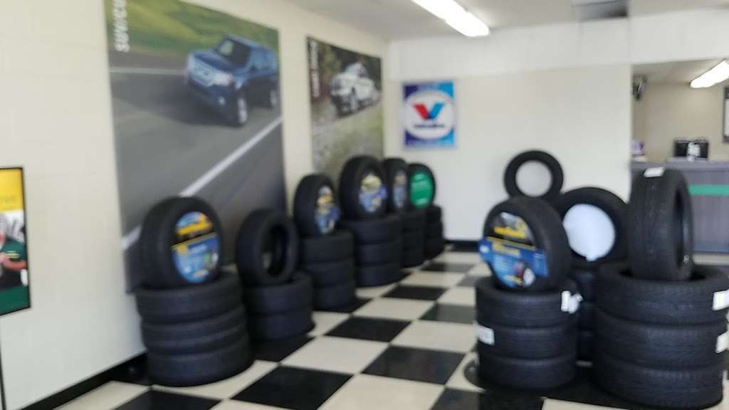 Just Tires | 801 Lincoln Blvd, Venice, CA 90291, USA | Phone: (310) 399-9111