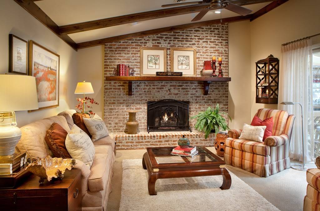 Lenore Frances Home Interiors | 30 Millstream Dr, Mt Laurel Township, NJ 08054, USA | Phone: (856) 552-0096
