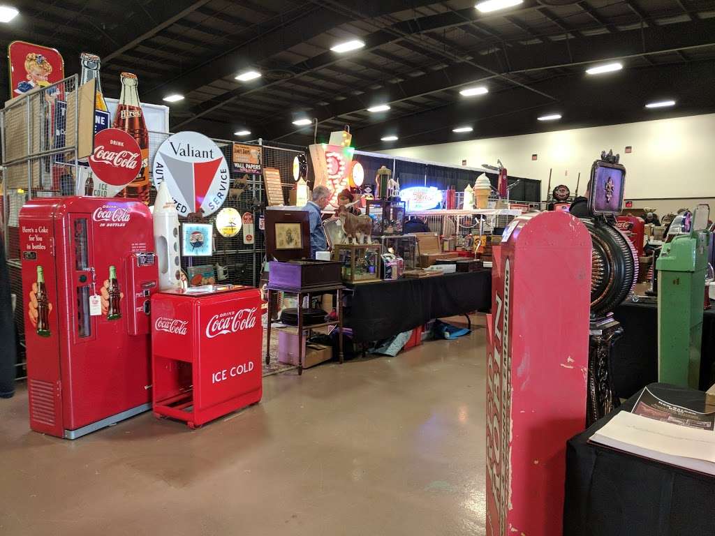 Chicagoland Antique Advertising, Slot Machine & Jukebox Show (Co | Fairground Event Center, 1060 E Peterson Rd, Grayslake, IL 60030, USA | Phone: (815) 353-1593