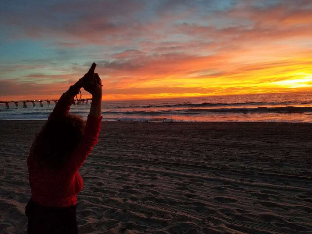 Yoga On The Beach | Redondo Beach, CA 90277, USA | Phone: (310) 404-6464