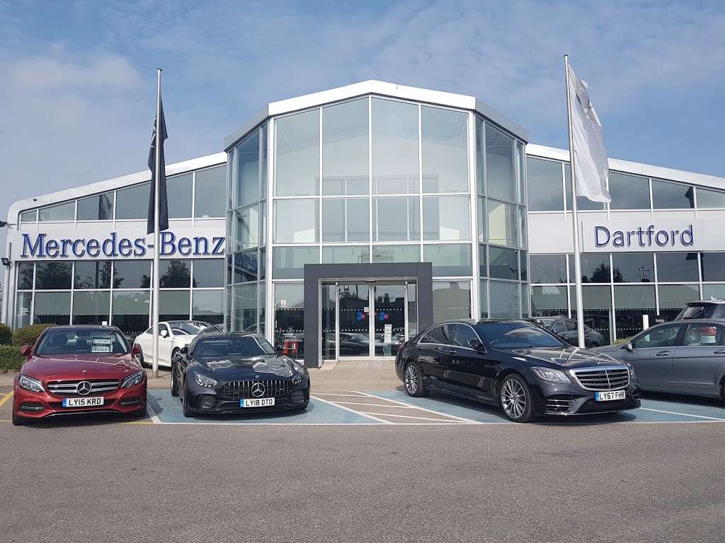 Mercedes-Benz & smart Dartford | Burnham Rd, Dartford DA1 5BL, UK | Phone: 01322 294414