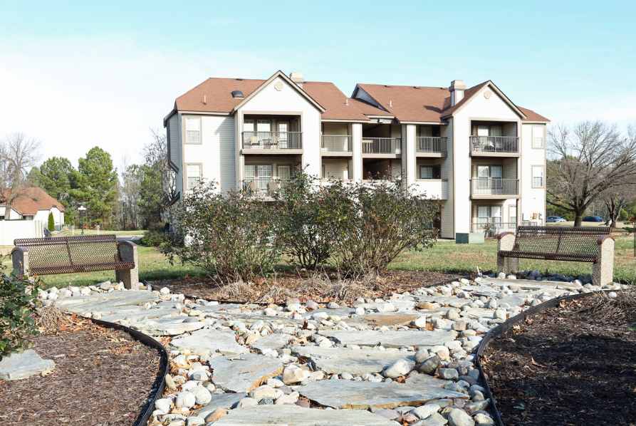 Woodbriar Apartments | 208 Crosswinds Dr #5134, Chesapeake, VA 23320, USA | Phone: (757) 547-1255