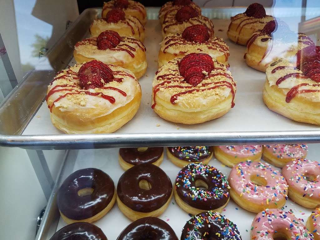 Donut Guys | 16427 W Little York Rd, Houston, TX 77084, USA | Phone: (832) 674-8622