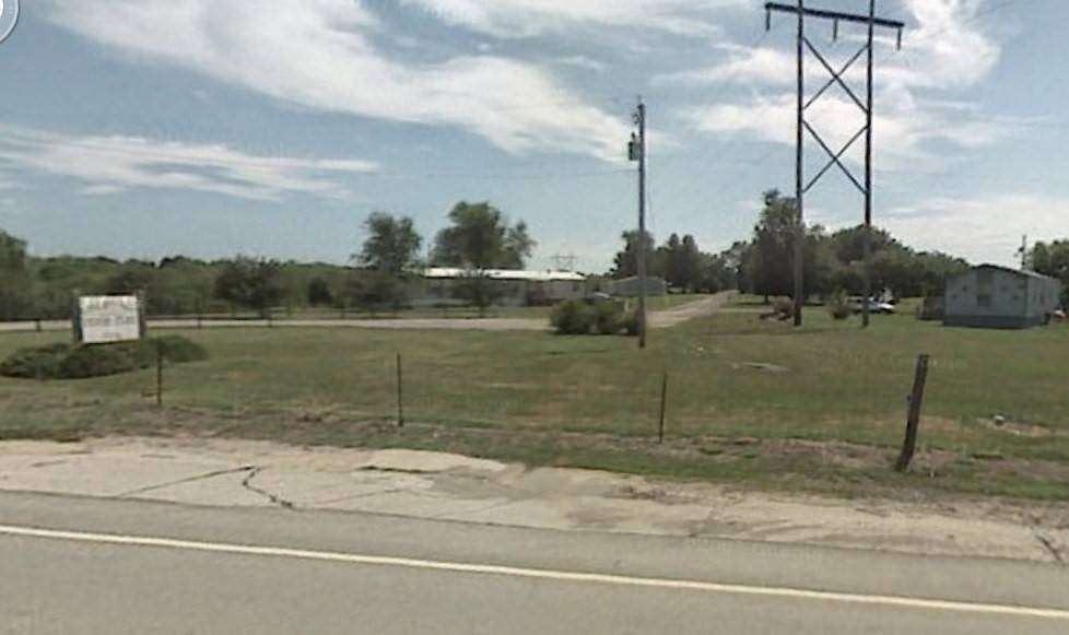 Country Side Home Park | 6235 SE Hwy 40, Tecumseh, KS 66542, USA | Phone: (785) 379-6350