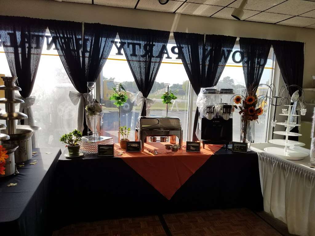 Crown Party Rentals Inc. | 620 N Indiana Ave, Crown Point, IN 46307, USA | Phone: (219) 663-7779