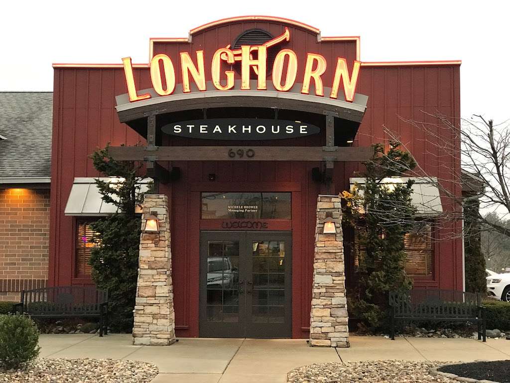 LongHorn Steakhouse | 690 S Trooper Rd, Norristown, PA 19403 | Phone: (610) 650-9200