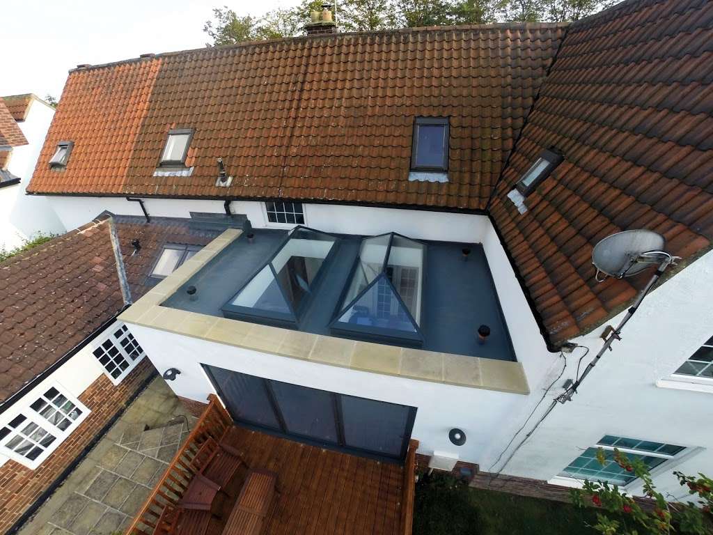 Britelite Flat Roofing Chessington | chessington garden centre, Leatherhead Rd, Chessington KT9 2NG, UK | Phone: 01372 439078