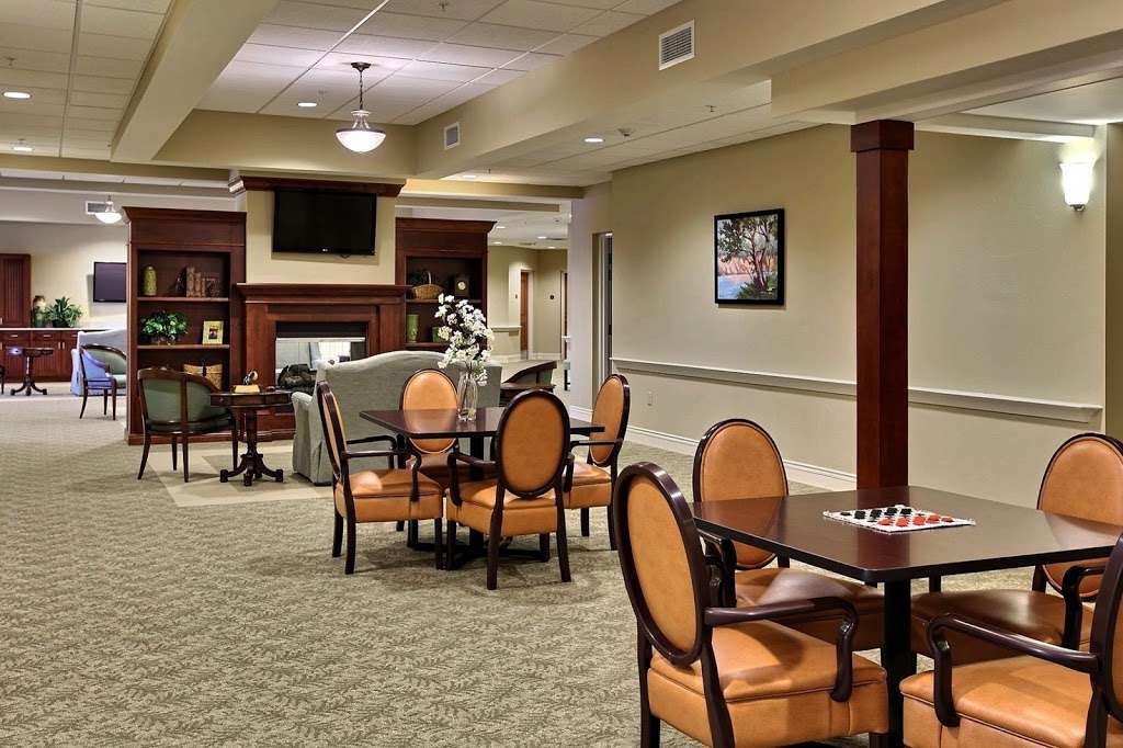 Buffalo Crossings Assisted Living | 3890 Woodridge Dr, The Villages, FL 32162, USA | Phone: (352) 547-5820