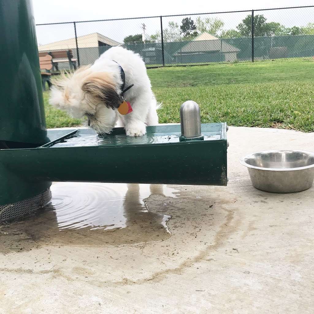 Bark Park at Countryside (League City Dog Park) | League City, TX 77573, USA