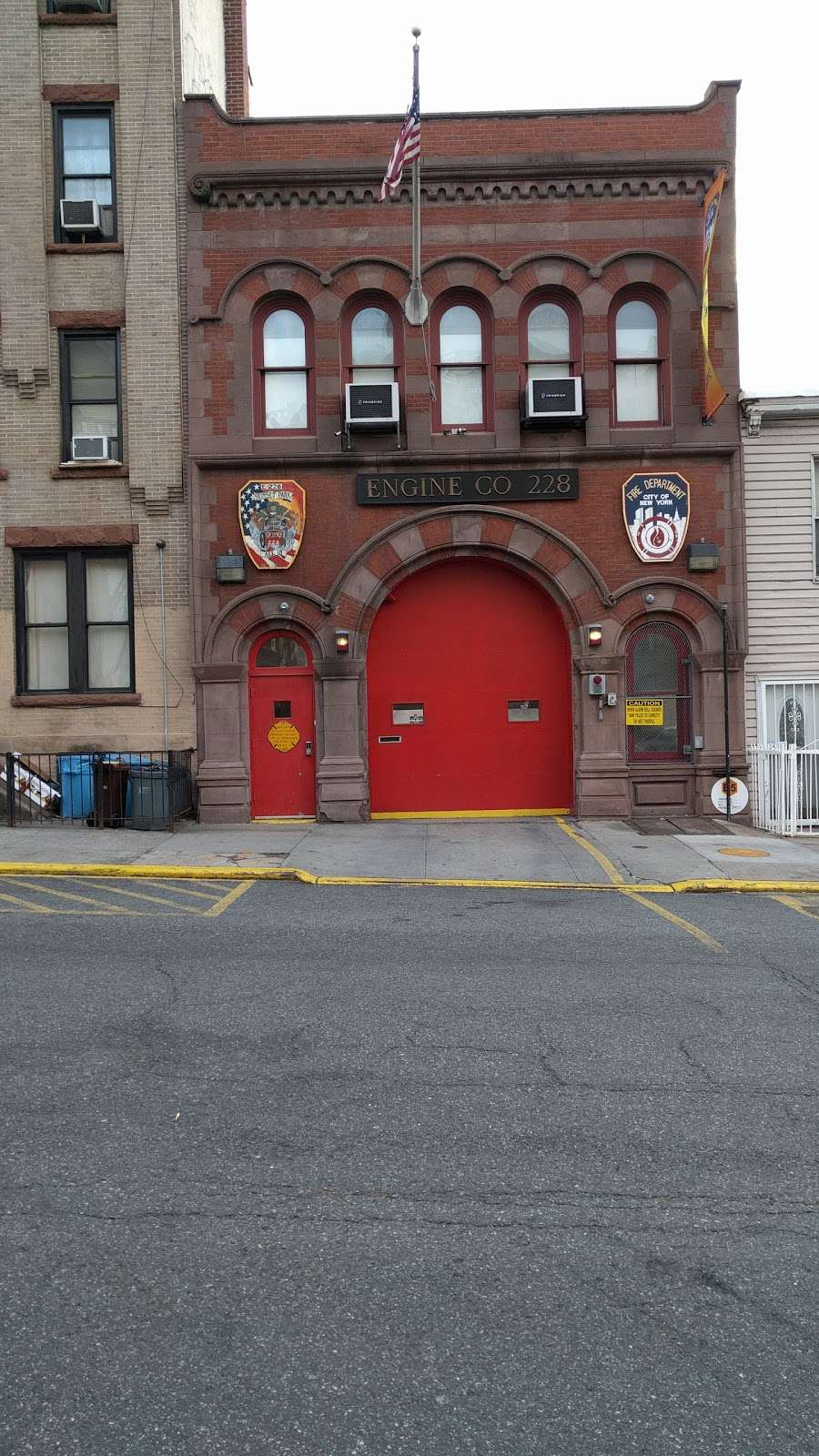 FDNY Engine 228 | 436 39th St, Brooklyn, NY 11232, USA