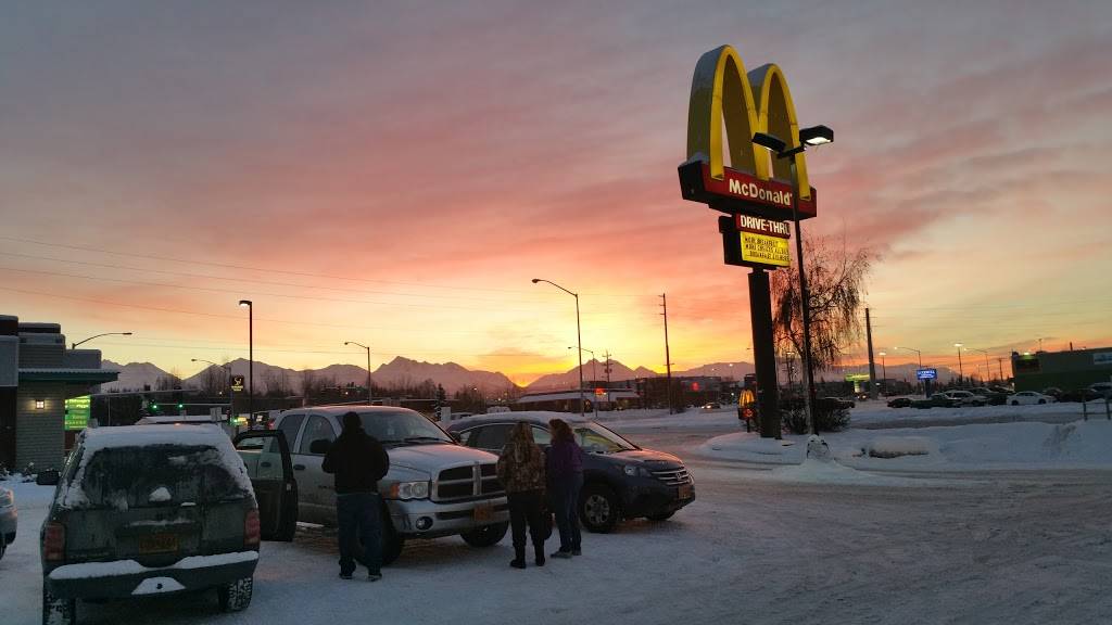 McDonalds | 701 E 36th Ave, Anchorage, AK 99503, USA | Phone: (907) 563-0658