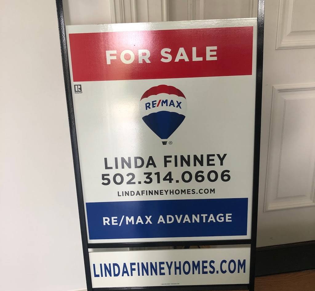 RE/MAX Advantage | Linda Finney, Broker Owner | South, 300 Lafollette Station Dr #305, Floyds Knobs, IN 47119, USA | Phone: (502) 314-0606