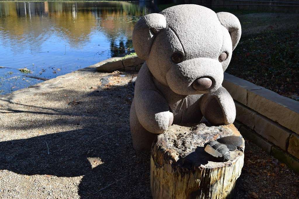 Teddy Bear Statues in Lakeside Park | 4585-4657 Lakeside Dr, Dallas, TX 75205