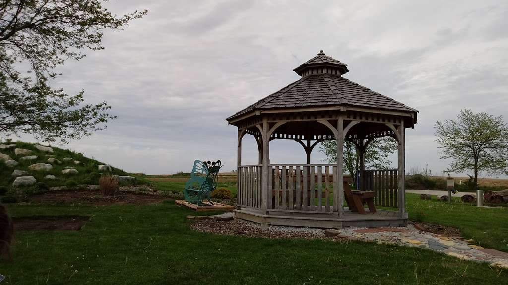 Heldt Park Natural Playground | 400 E Butler Ave, Grant Park, IL 60940, USA