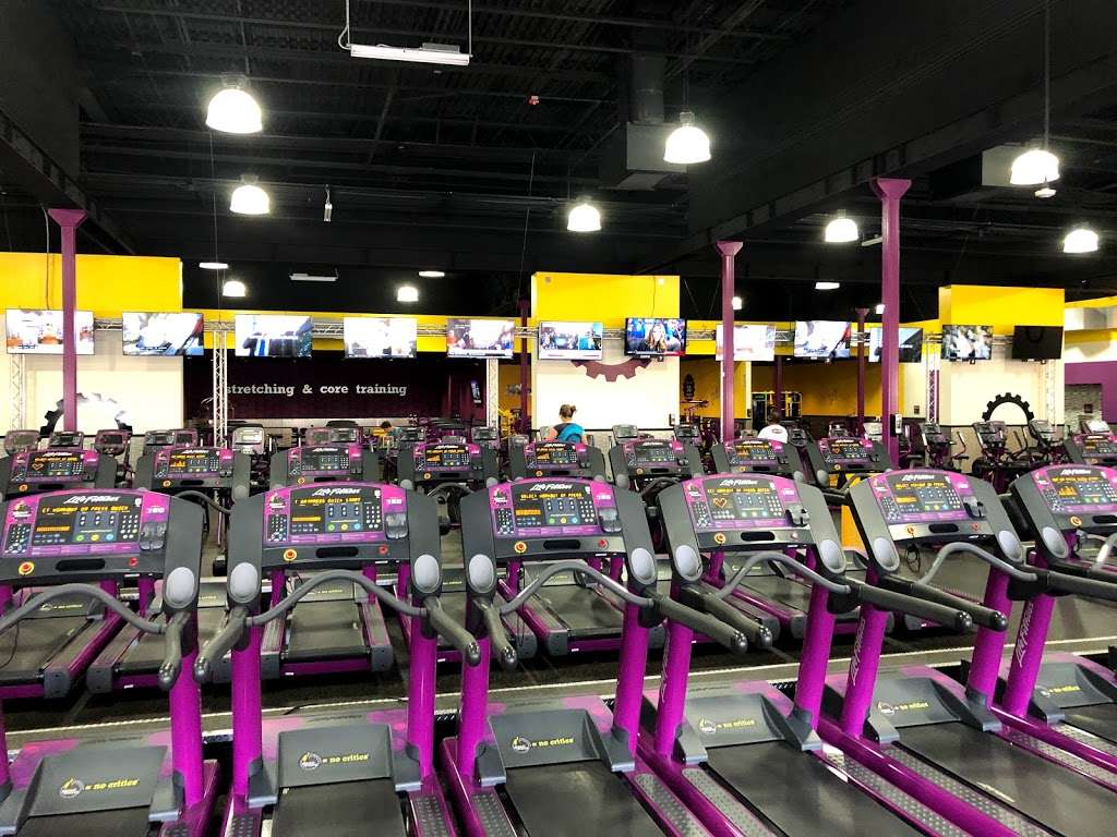 Planet Fitness | 4907 W Bell Rd, Glendale, AZ 85308, USA | Phone: (602) 595-2779