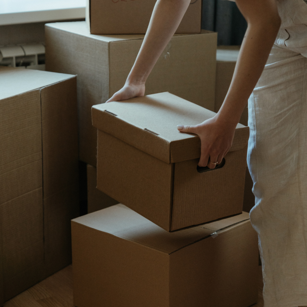 tampa movers | 413 W Amelia Ave, Tampa, FL 33602, USA | Phone: (813) 437-3745