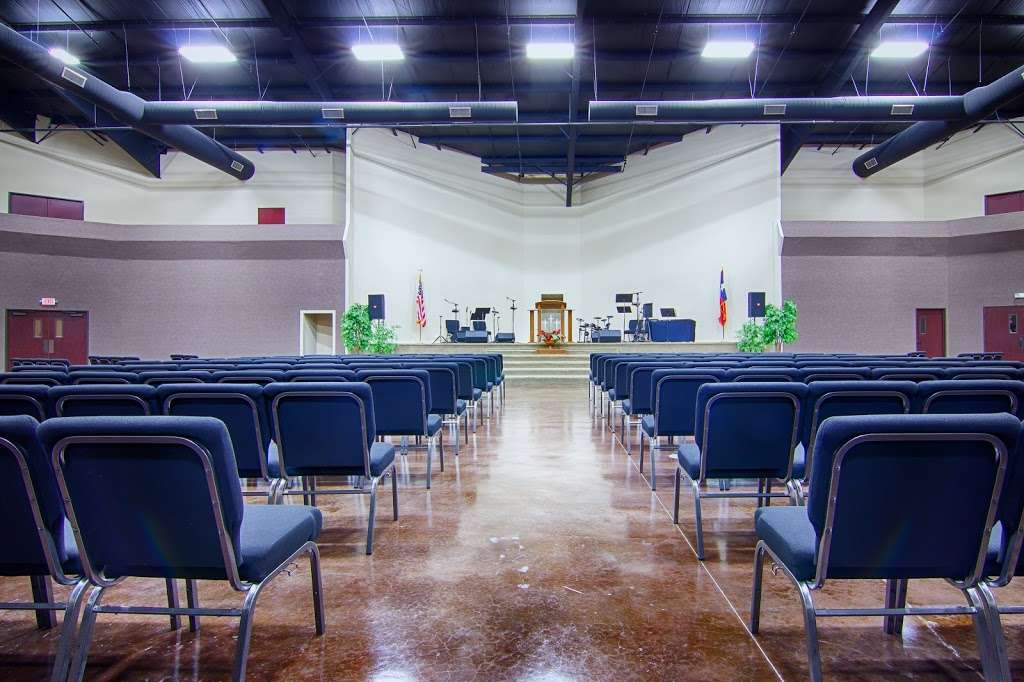 Gracepoint Fellowship Baptist Church | 426 Corporate Woods Dr, Magnolia, TX 77354, USA | Phone: (832) 934-2900