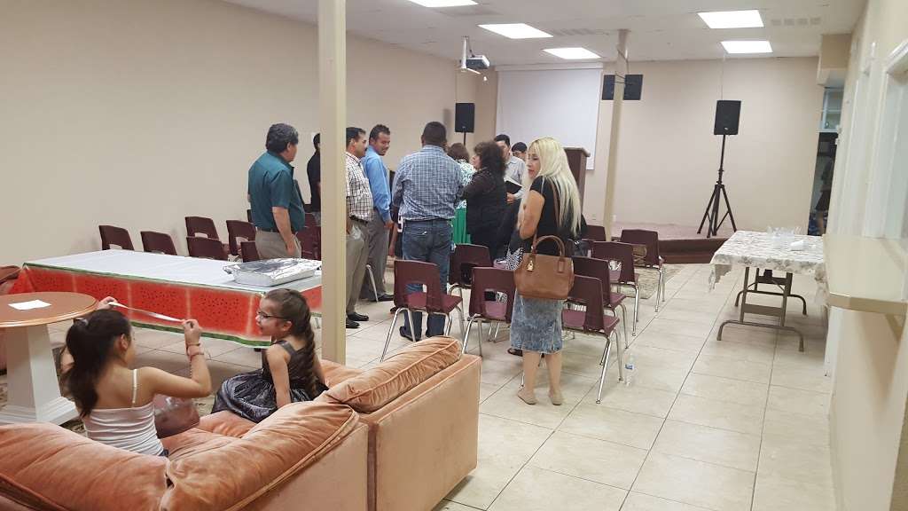 Iglesia Evangelica Casa De Oracion | 12638 Bissonnet St Suite C, Houston, TX 77099, USA | Phone: (281) 745-4740