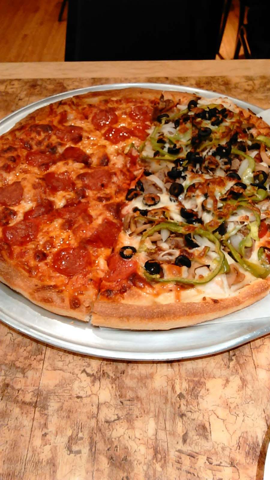 Plaza Pizza | 289 Winthrop St # 3, Rehoboth, MA 02769, USA | Phone: (508) 252-4307